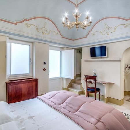 Palazzo Stunis - Dimora Di Charme Bed & Breakfast Ostuni Luaran gambar