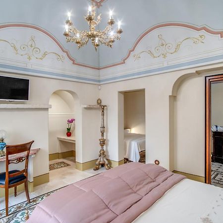 Palazzo Stunis - Dimora Di Charme Bed & Breakfast Ostuni Luaran gambar