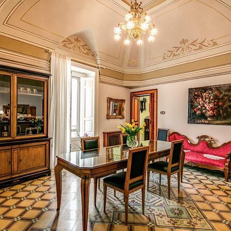 Palazzo Stunis - Dimora Di Charme Bed & Breakfast Ostuni Luaran gambar