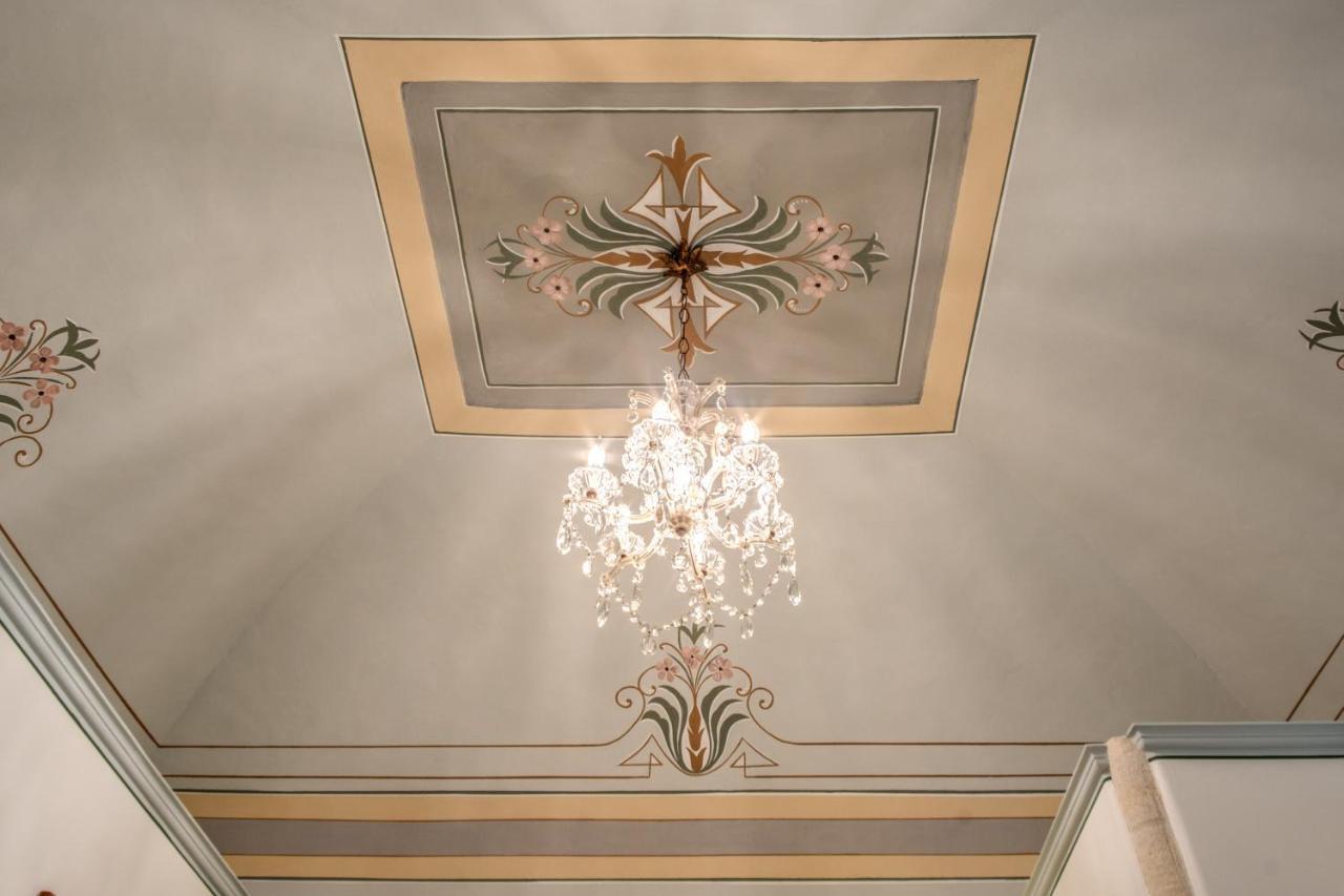 Palazzo Stunis - Dimora Di Charme Bed & Breakfast Ostuni Luaran gambar