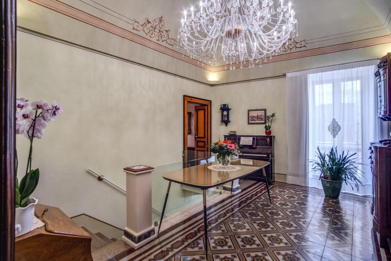 Palazzo Stunis - Dimora Di Charme Bed & Breakfast Ostuni Luaran gambar
