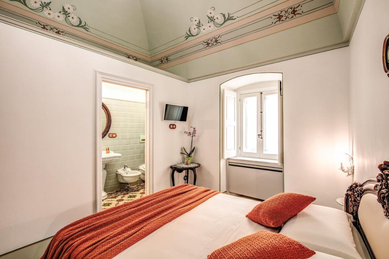 Palazzo Stunis - Dimora Di Charme Bed & Breakfast Ostuni Luaran gambar