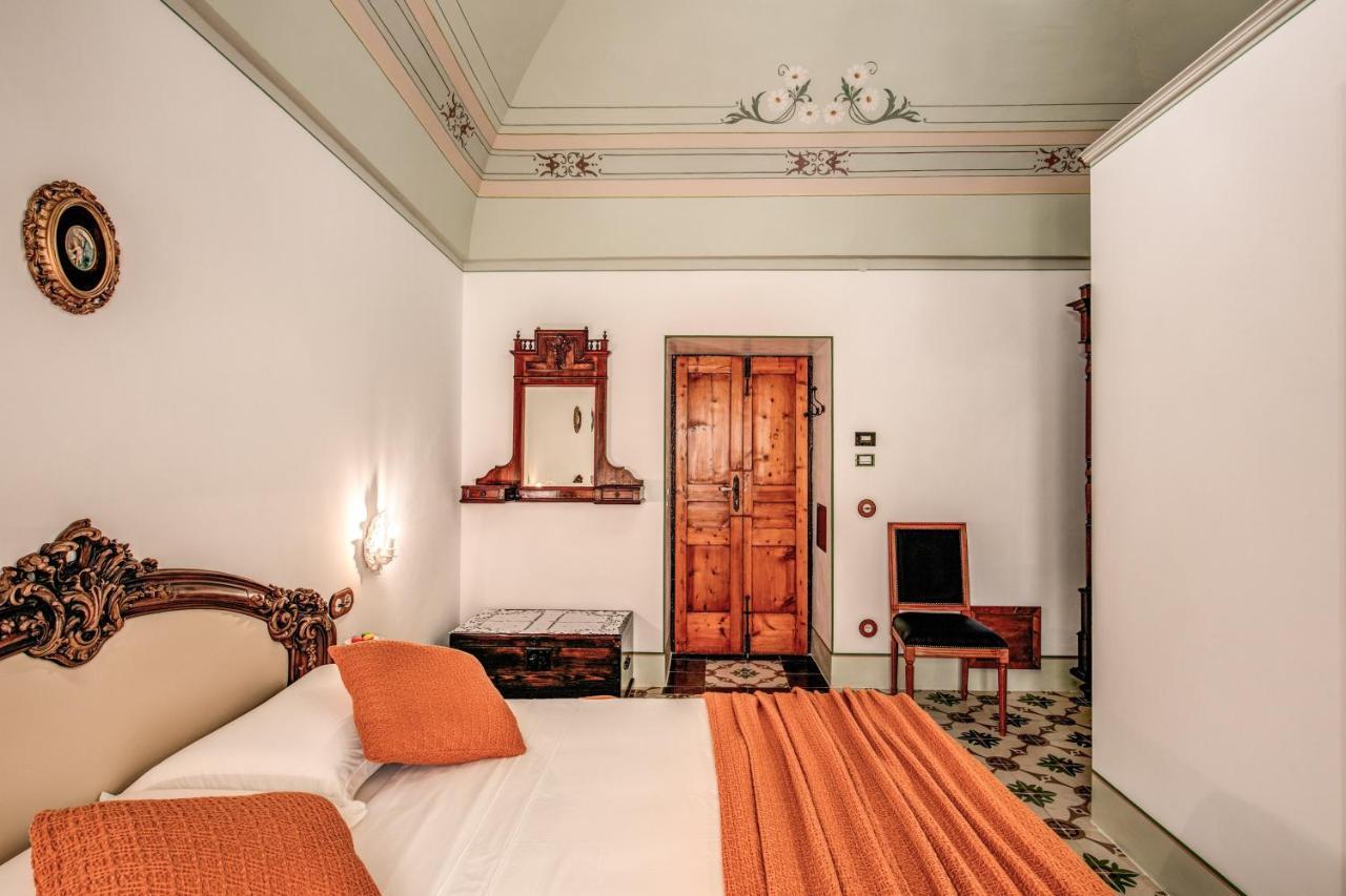 Palazzo Stunis - Dimora Di Charme Bed & Breakfast Ostuni Luaran gambar